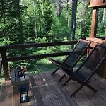 Tahkuna Tree-house Semesterbostad Malvaste