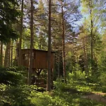Tahkuna Tree-house