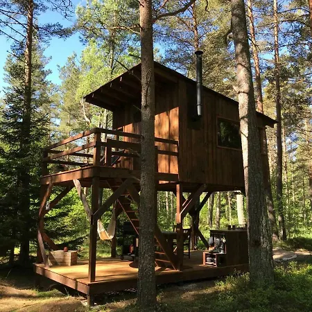 Tahkuna Tree-house Holiday home Malvaste