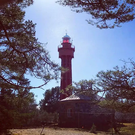 Дом отдыха Tahkuna Tree-house