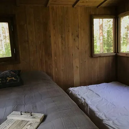Tahkuna Tree-house Malvaste