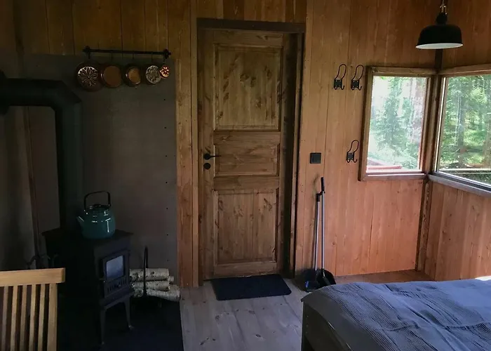 Tahkuna Tree-house Malvaste